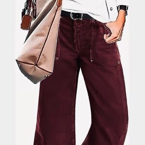 Modern Series Straight Fit Cargo Jeans in Plum Color